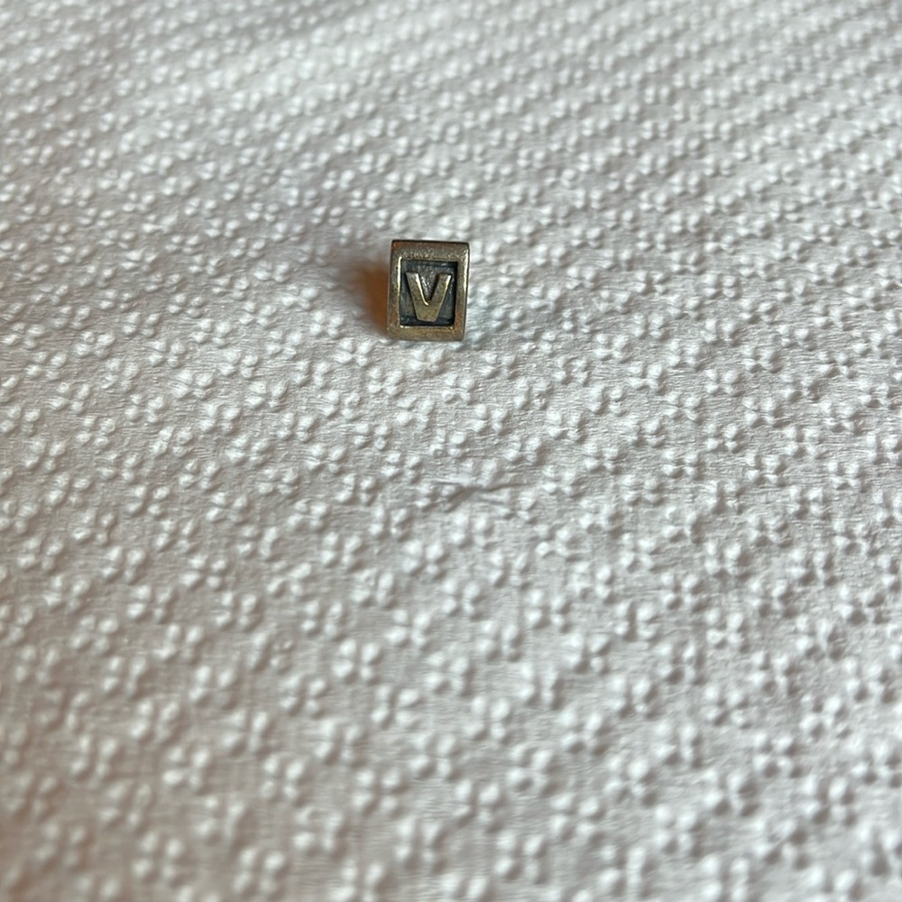 Sterling Silver Pandora V Initial Charm